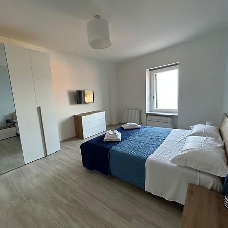 Casa Vacanze Merletto Империа Екстериор снимка