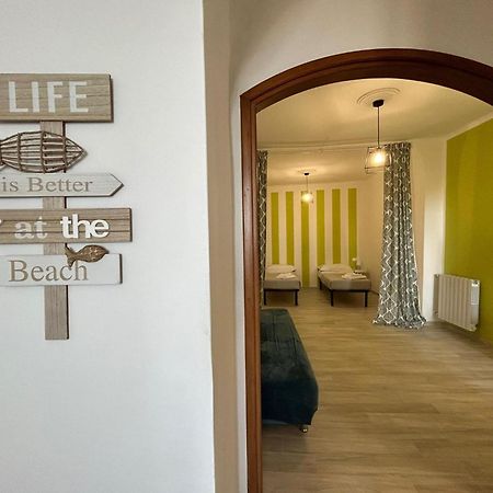 Casa Vacanze Merletto Империа Екстериор снимка