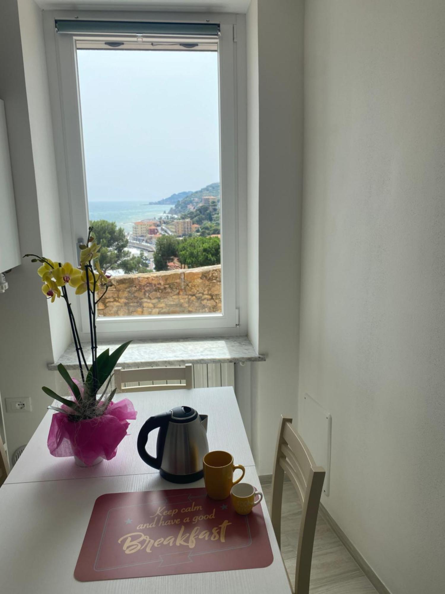 Casa Vacanze Merletto Империа Екстериор снимка