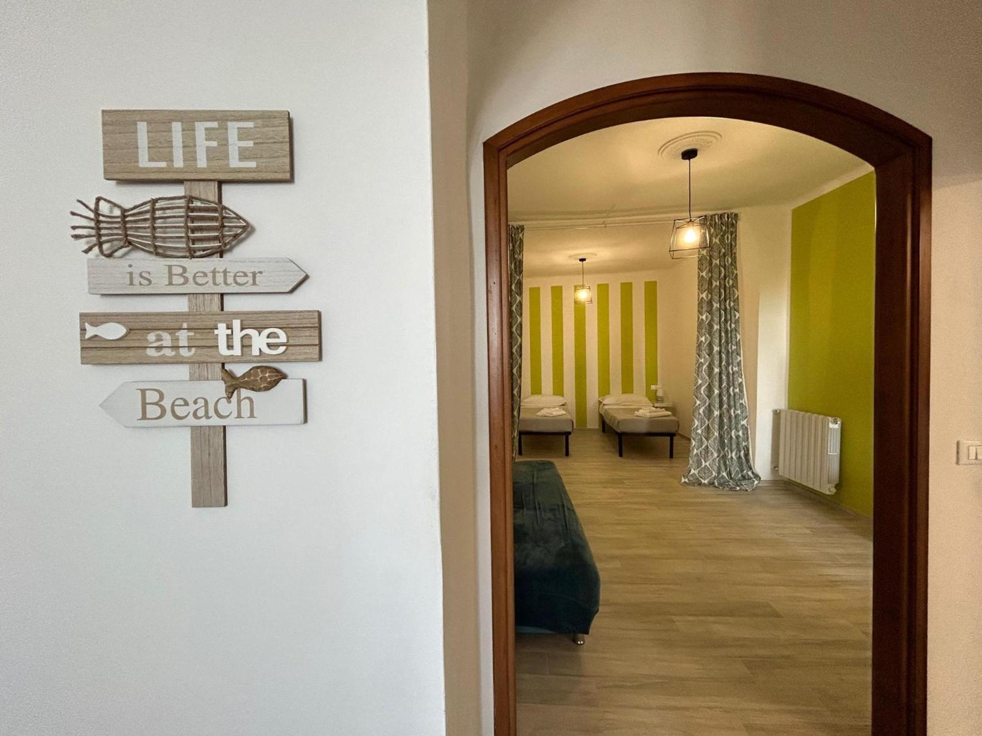 Casa Vacanze Merletto Империа Екстериор снимка